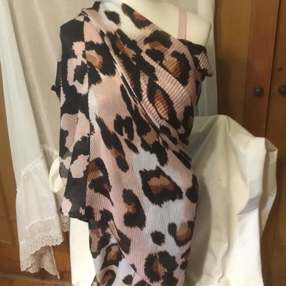 Ana & Ava Wrap One Size Color Multi Blush - Picture 5 of 7